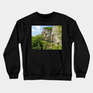 Vanturatoarea waterfall Crewneck Sweatshirt